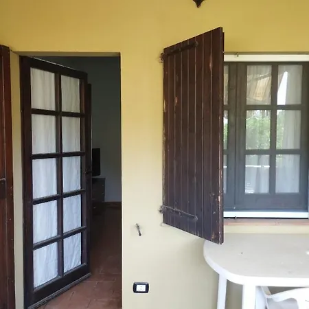 Casa Vacanze Cettina Home 2 Mt 50 Dal Mare Terra Mala Buitenkant foto