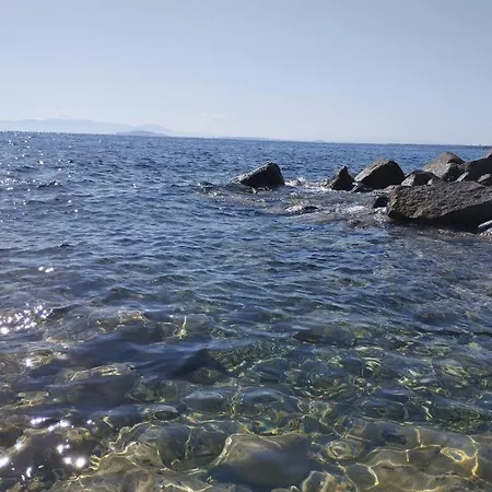 Casa Vacanze Cettina Home 2 Mt 50 Dal Mare Terra Mala Buitenkant foto